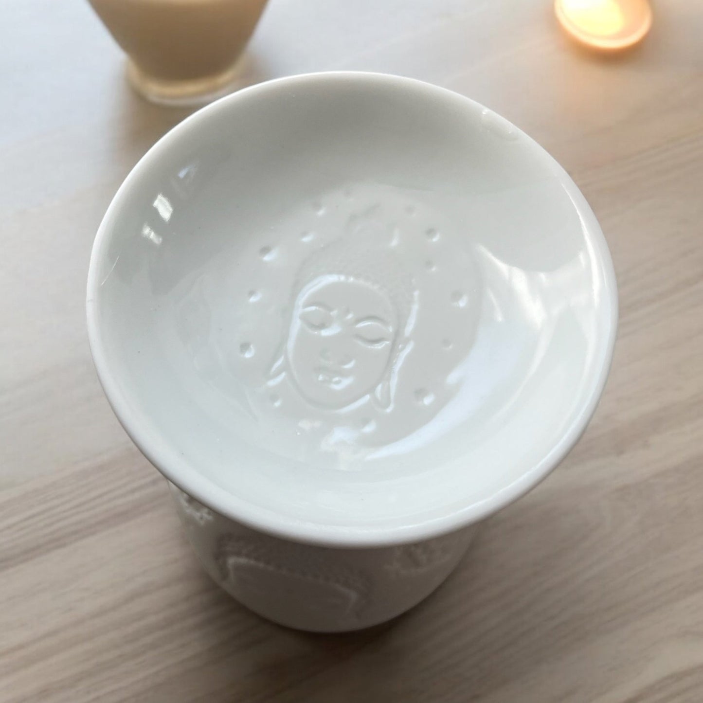 White Ceramic Buddha Face Oil Burner - Amethyst Essential Healing